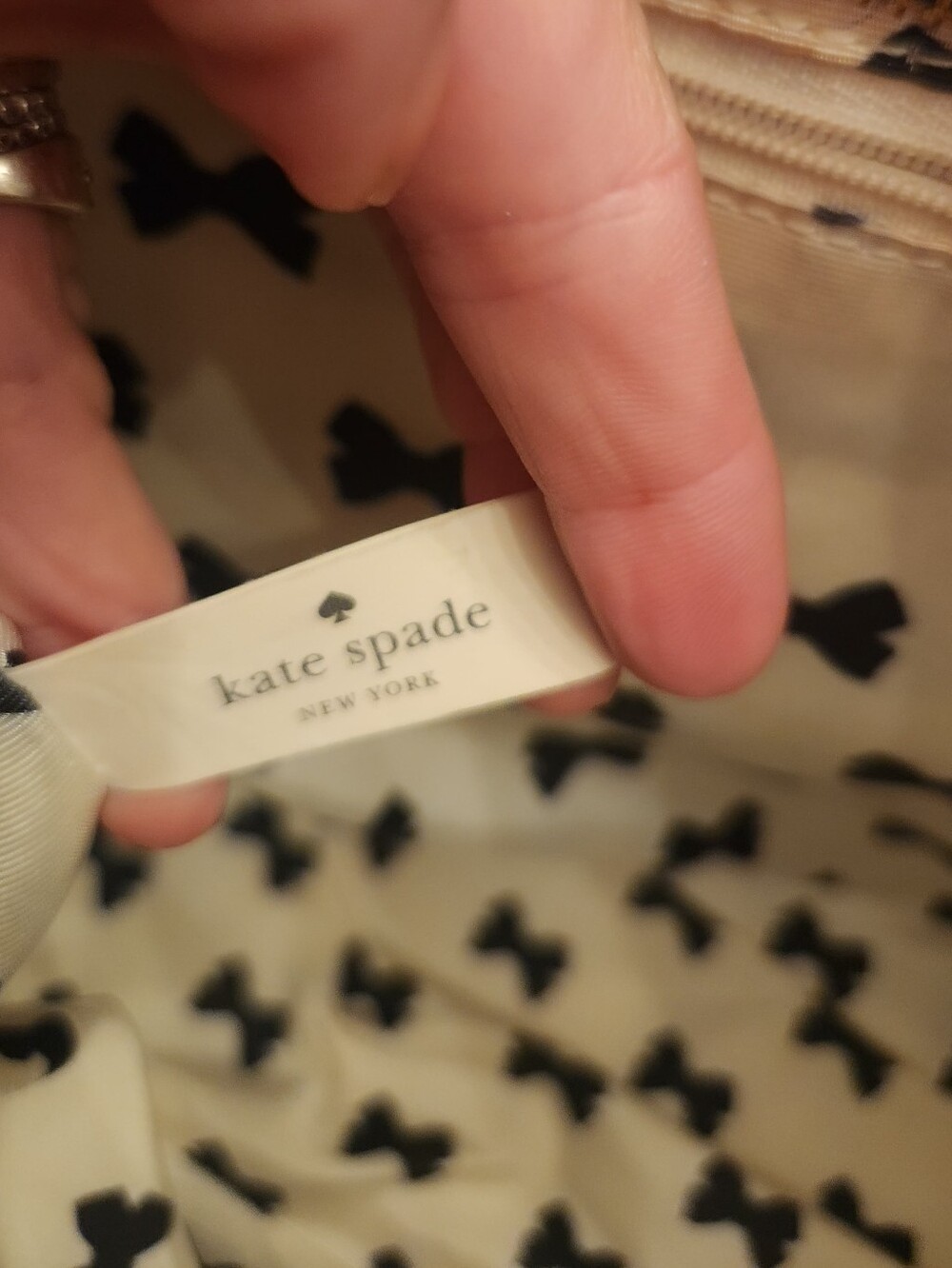 Kate Spade Dark Navy Blue Leather Scalloped-Trim Tote Immaculate Cream & Bow Int - Picture 11 of 11